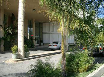 Hometown Inn North Hills San Fernando Exterior photo